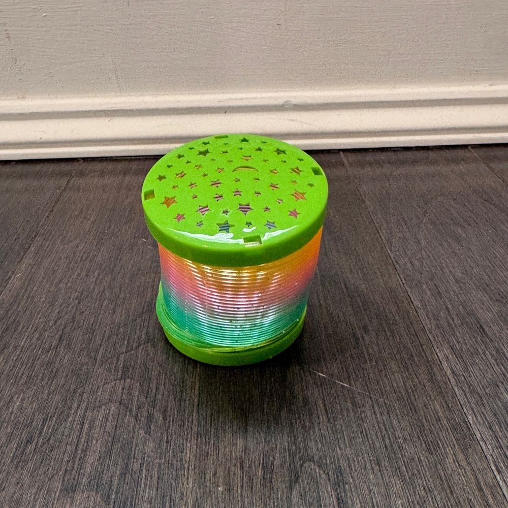 Jaru Colorful Light Up Kids Slinky Spring Toy